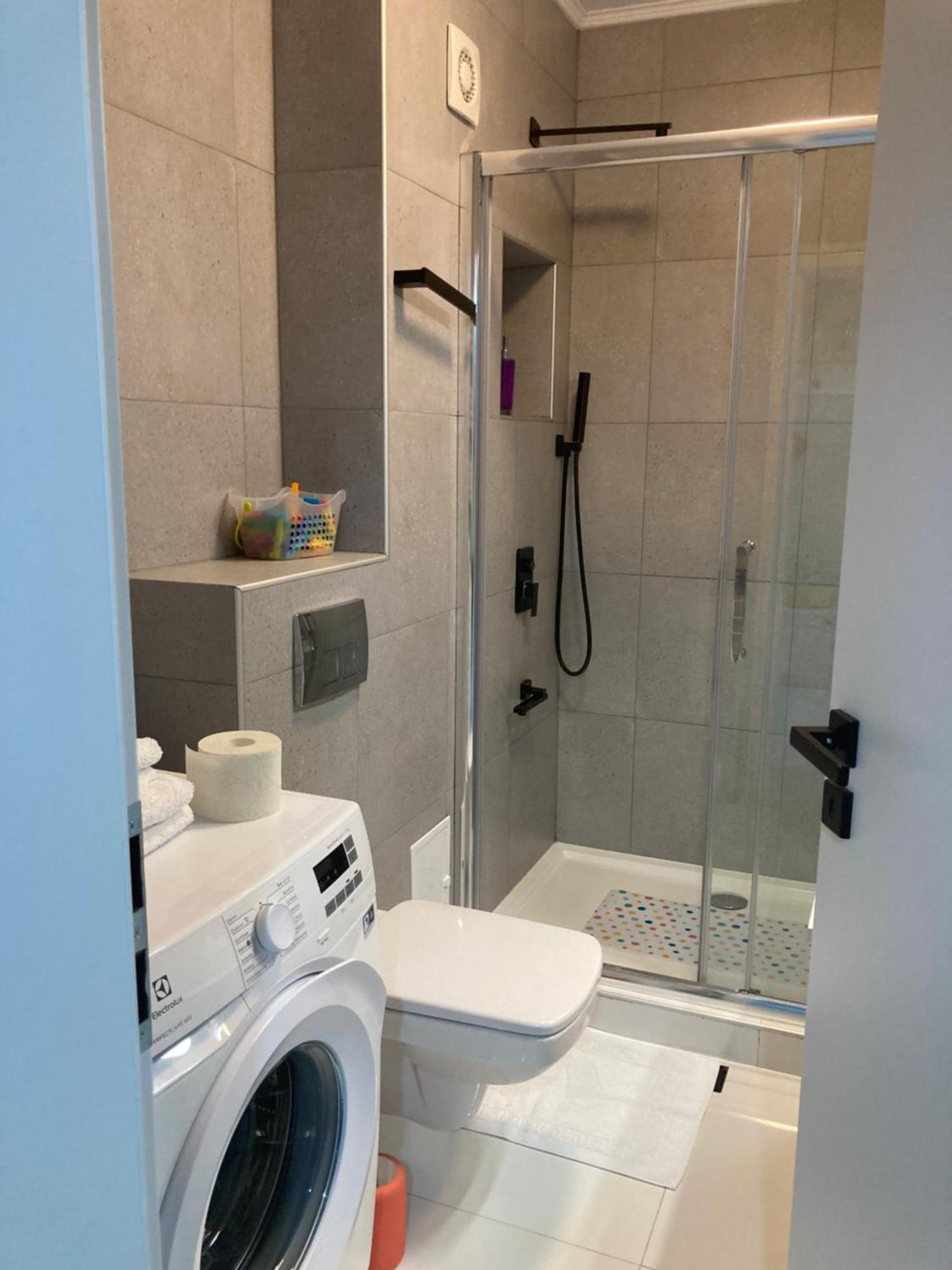 Apartamentul Max, Practic Si Confortabil Oradea Εξωτερικό φωτογραφία